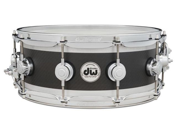 Caisse claire DW 5,5x14 Collectors Series avec bord en fibre de carbone