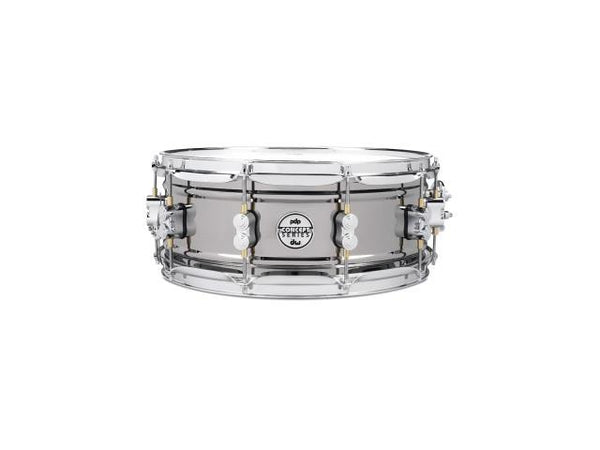 Caisse claire en acier PDP 5,5" x 14" Concept Steel Nickel noir sur acier